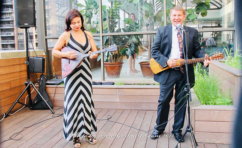 Barynya  Russian Music Duo, Balalaika, Garmoshka, Guitar, singers, Mikhail Smirnov, Elina Karokhina